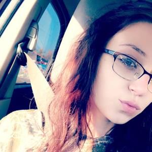 Meet your Posher, Alivia